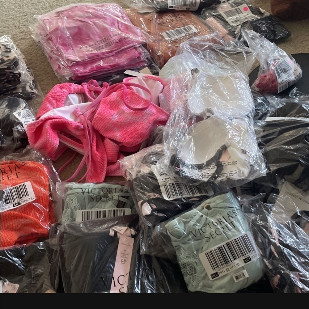 NWT VICTORIA SECRET MYSTERY BUNDLE​​​​​​​​ - Picture 2 of 4